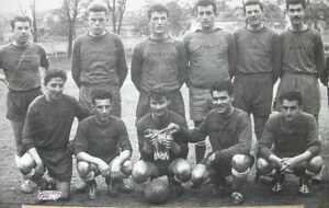 1959 - 1960 : grande équipe à Dombasle.
Maurice Forter, Jo Kuta (ancien international polonais et joueur de l'ASNL) et quelques-uns des joueurs ayant marqué l'histoire du club...
